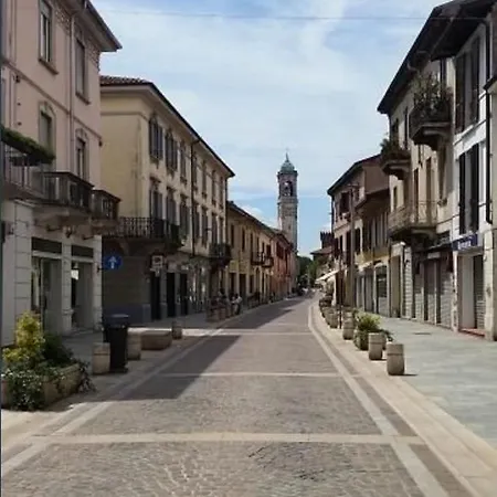 B&B Bnbfuorimilano 4*